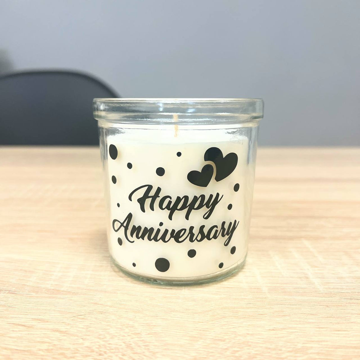 Large Candle: Happy Anniversary